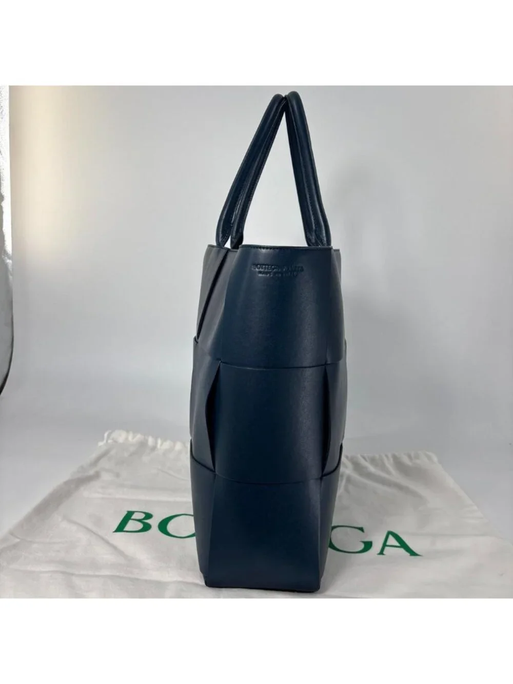 Bottega Veneta Intrecciato Arcotote Large Tote